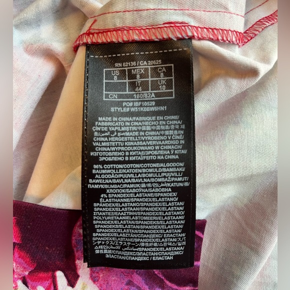 Guess size 8 NWT April Showers Dress beautiful multicoloured full of flowers - Picture 5 of 5